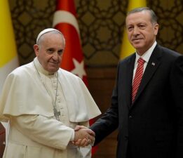 Cumhurbaşkanı Erdoğan, Papa Francis ile görüştü