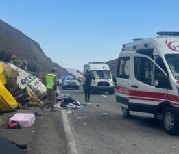 Erzincan’da katliam gibi kaza: 4 ölü, 2 yaralı