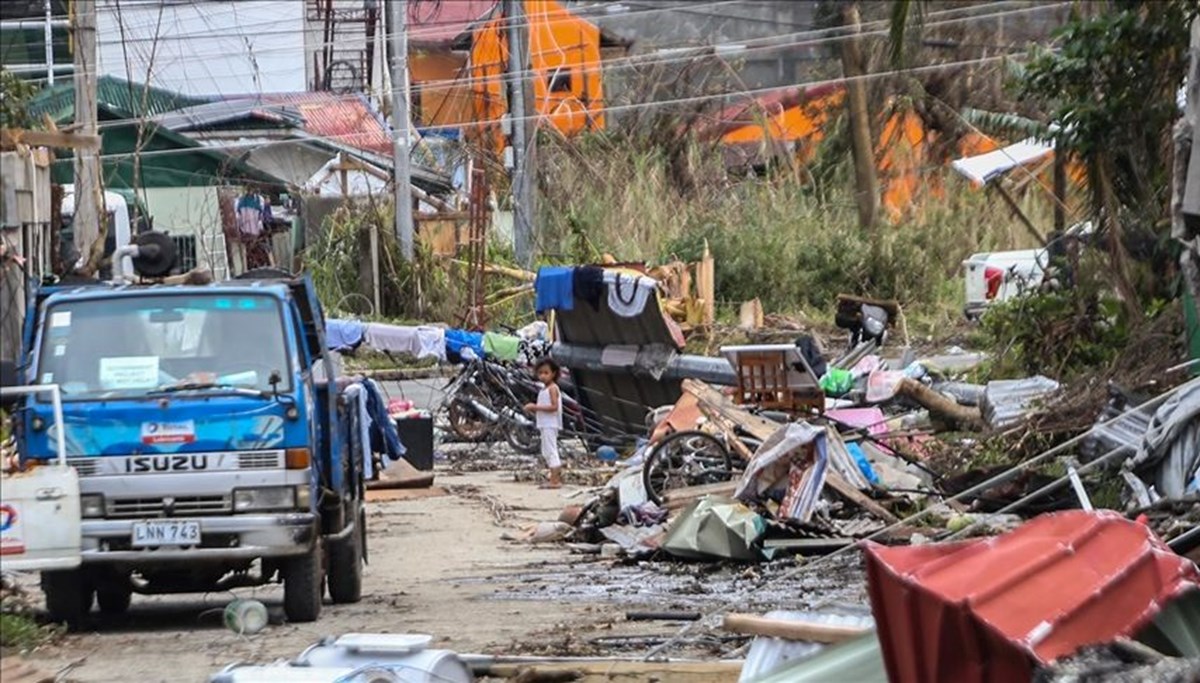 Filipinler’de 6.8 büyüklüğünde deprem