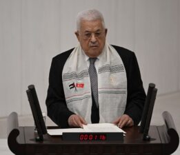 Filistin Devlet Başkanı Mahmud Abbas Meclis’e hitap ediyor: “Halkımız teslim olmayacak, işgalciler hesaba çekilecek”