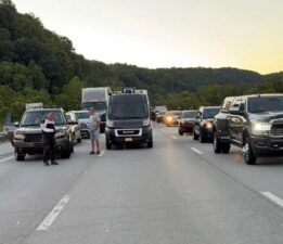 ABD’de silahlı saldırı: Otoyolda terör estirdi, 7 kişi yaralandı