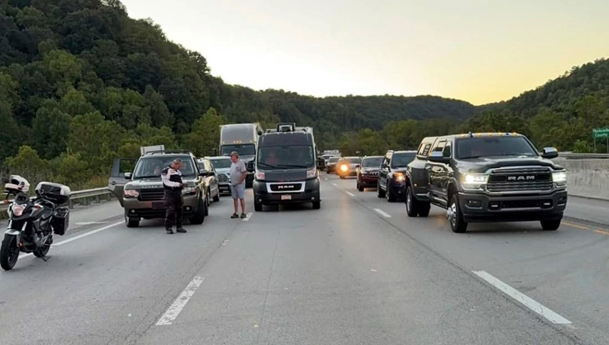 ABD’de silahlı saldırı: Otoyolda terör estirdi, 7 kişi yaralandı