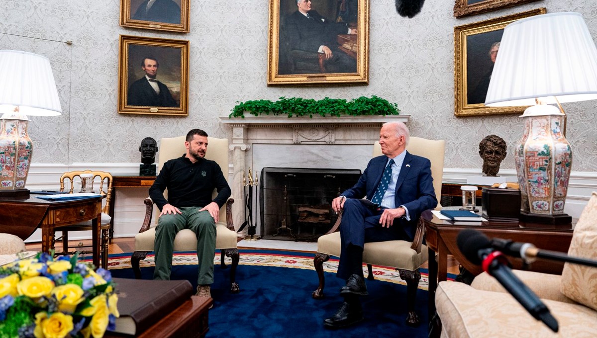 Biden ve Zelenski, Beyaz Saray’da bir araya geldi