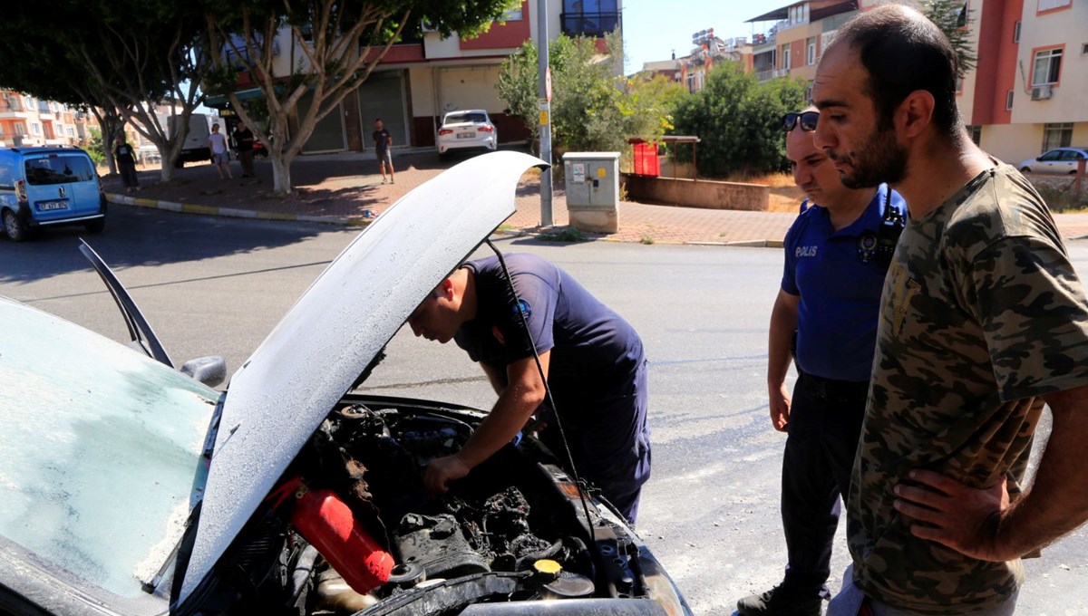 Burnuna benzin kokusu gelince aracı durdurdu! “Bir anda patlama sesi geldi, alev aldı”