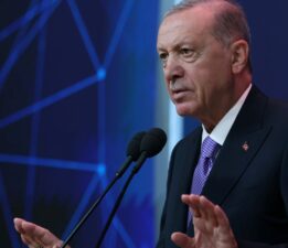 Cumhurbaşkanı Erdoğan’dan Lübnan açıklaması: İsrail’in cinnet siyasetine artık “dur” denilmeli