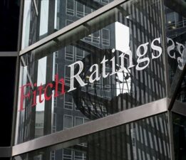 Fitch Ratings, Türkiye’nin kredi notunu yükseltti