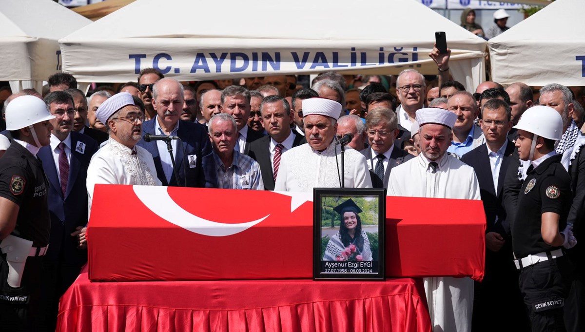 İsrail askerleri tarafından öldürülen Ayşenur Eygi, Didim’de son yolculuğuna uğurlandı