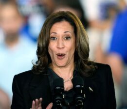 Kamala Harris, CNN’den gelen münazara teklifini kabul etti