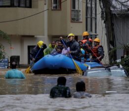 Nepal’de sel felaketi: 148 ölü, 59 kayıp