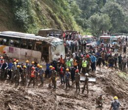 Nepal’deki sel ve toprak kaymalarında can kaybı 151’e yükseldi