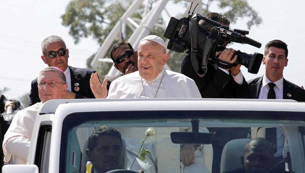 Papa Francis, kariyerinin en uzun yolculuğunu tamamladı: ABD seçimlerinde “kötünün iyisi” seçilecek