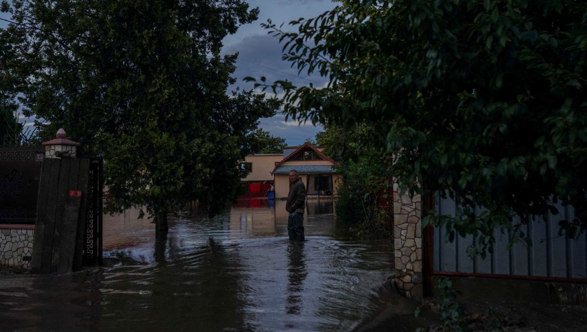 Romanya’da sel felaketi: 4 kişi öldü, binlerce ev sular altında