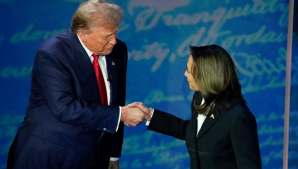 Trump, Harris’in CNN’de canlı yayın önerisini reddetti