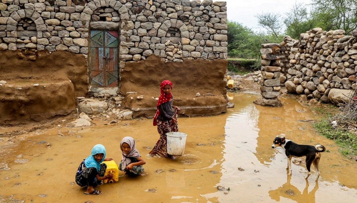 Yemen’in Hudeyde kentinde sel: 95 kişi öldü