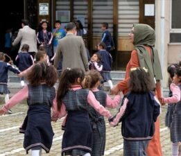 Bugün okullar tatil mi, hangi illerde okullar tatil edildi? Sivas ve Malatya Valiliği’nden tatil açıklaması