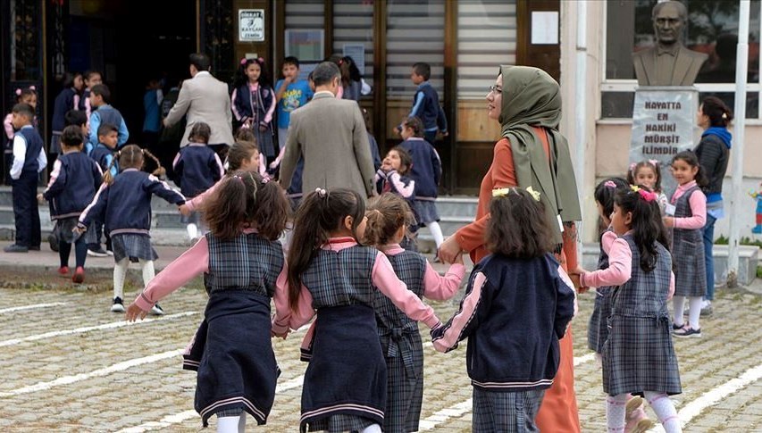 Bugün okullar tatil mi, hangi illerde okullar tatil edildi? Sivas ve Malatya Valiliği’nden tatil açıklaması