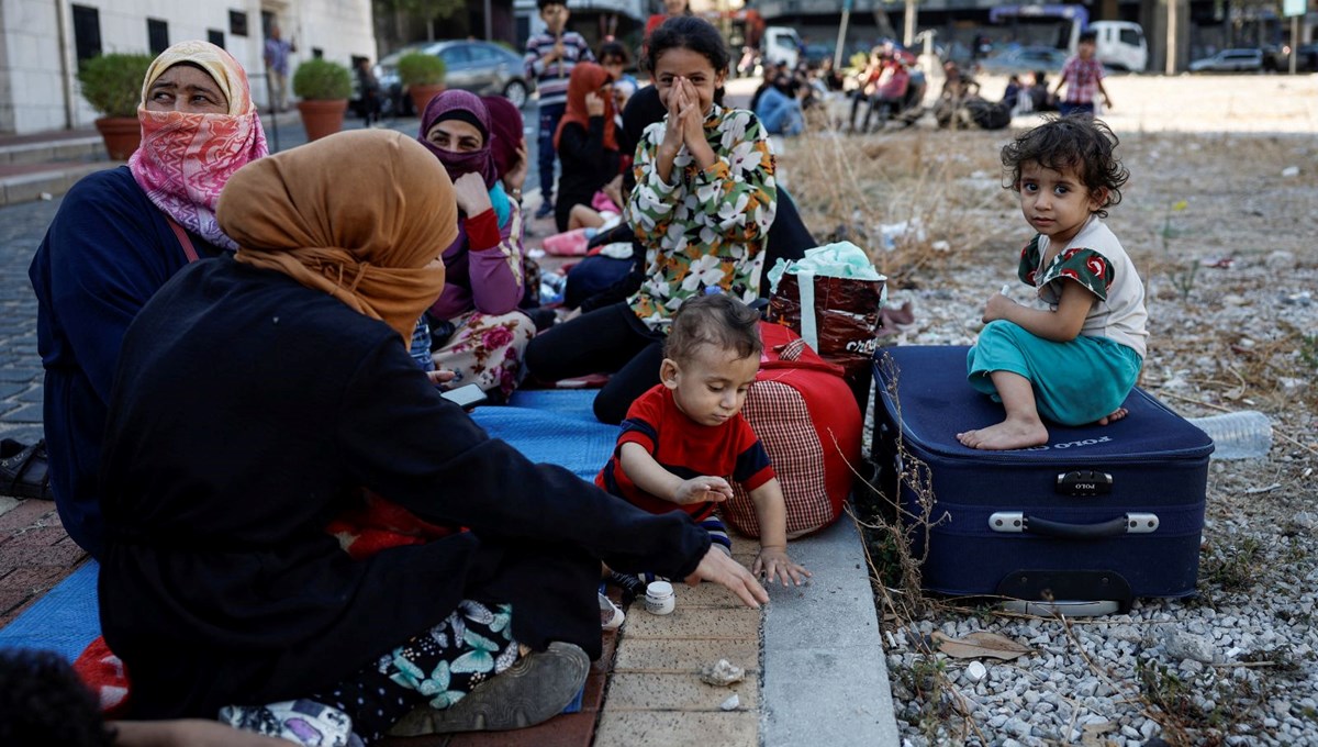 İsrail’in Lübnan saldırılarından sonra 240 bin kişi Suriye’ye geçti