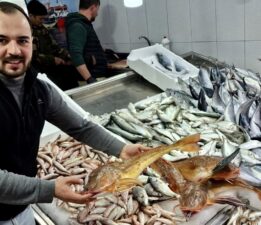 Kilogramı 300 liradan satılıyor: Rengi ve görüntüsü dikkat çekiyor