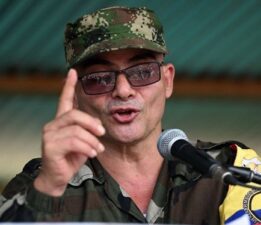 Kolombiya hükümeti ile eski FARC üyeleri arasında diyalog yeniden başladı