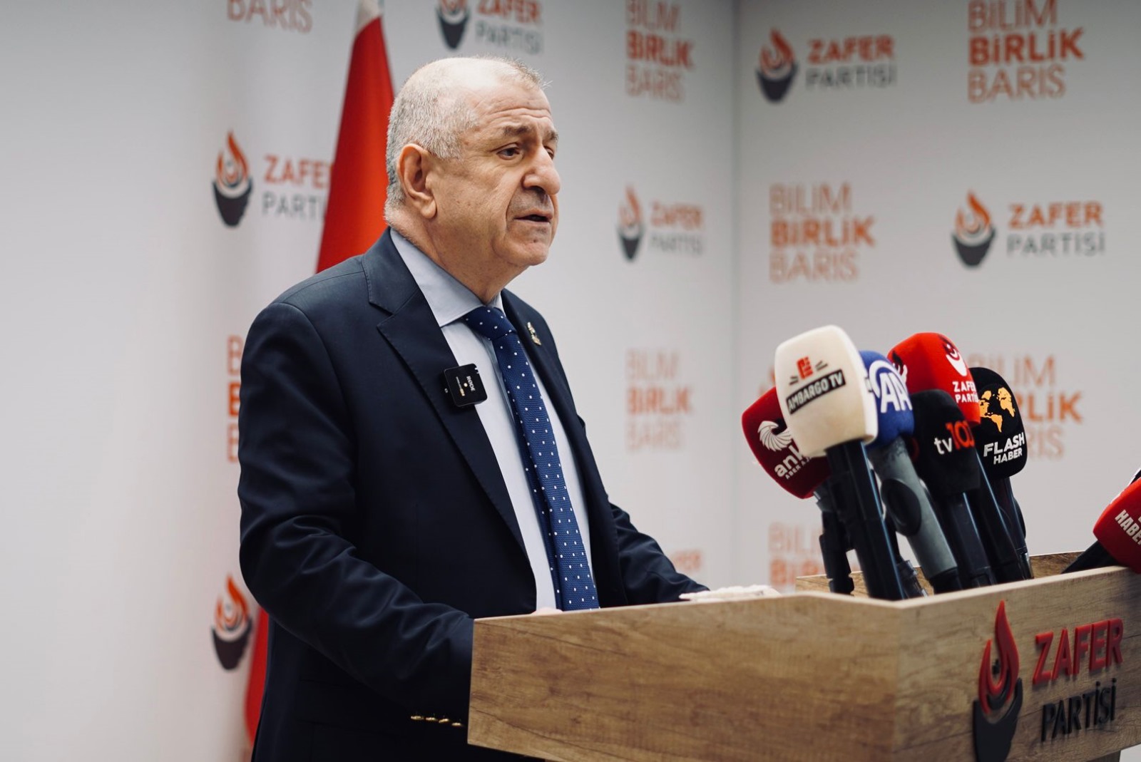 Ümit Özdağ’dan Bahçeli’nin çıkışına rest: Siz yanınıza Öcalan’ı alın, biz Türk Milletini alalım. Erken seçimde sandığa gidelim”