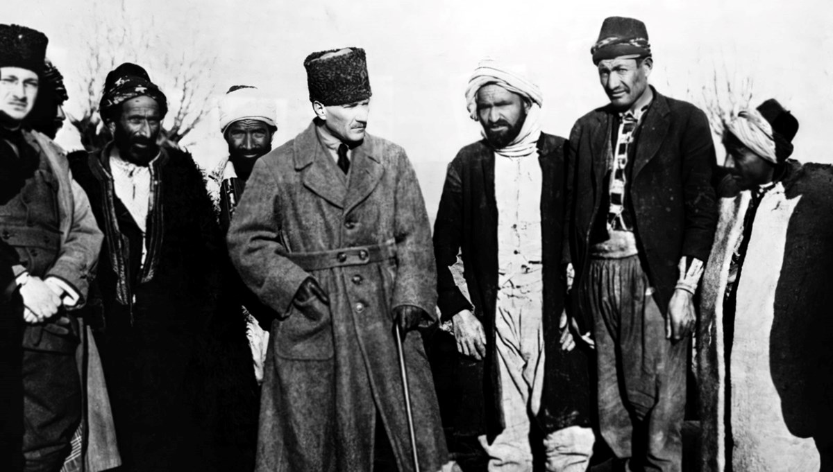 10 Kasım mesajları ve Atatürk fotoğrafları: Ulu Önder Atatürk ‘ün vefatının üzerinden 86 yıl geçti