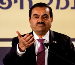 ABD’den Hintli milyarder Adani’ye rüşvet ve dolandırıcılık suçlaması