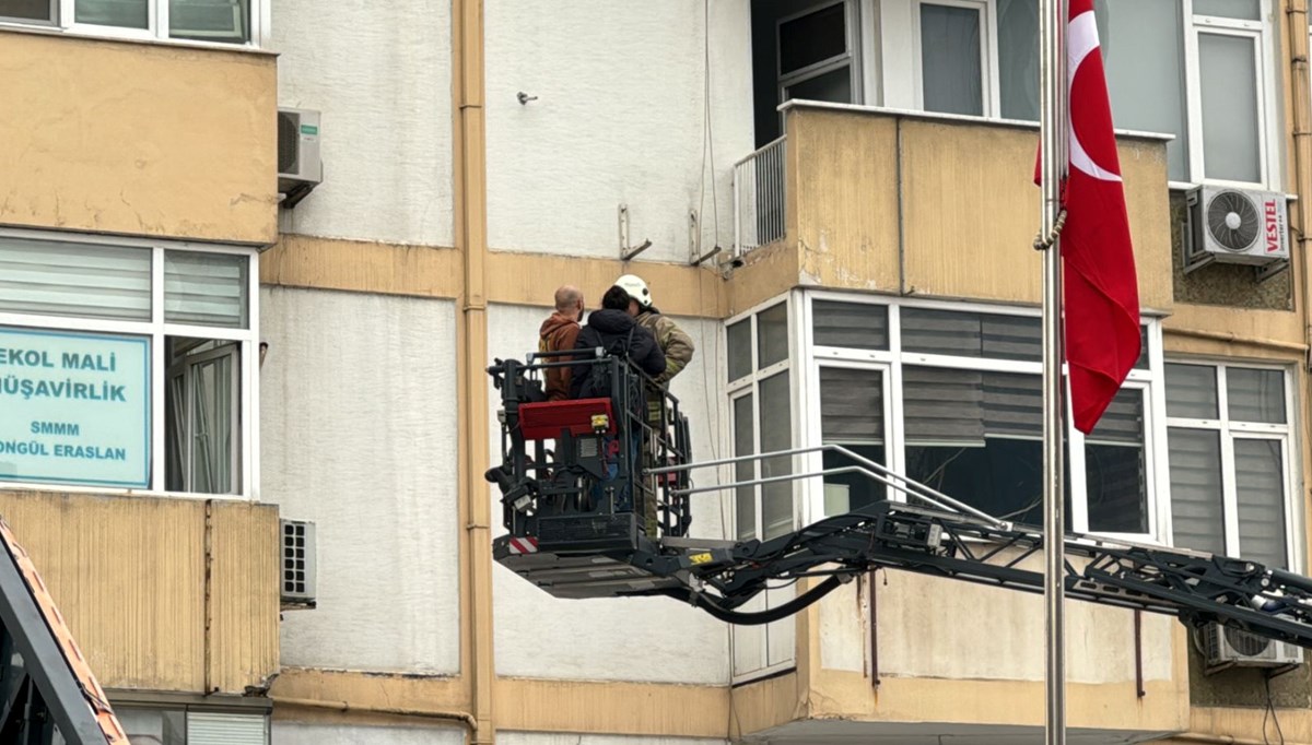 Beşiktaş’ta can pazarı: Elektrik panosundan çıkan yangın paniğe neden oldu