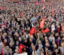 CHP ve DEM Parti, Esenyurt’ta Ahmet Özer için ortak miting yapıyor