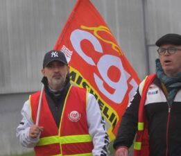 Dört büyük sendika duyurdu: Demiryolu işçileri süresiz greve gidiyor