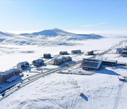 Erciyes’te kayak sezonu açıldı