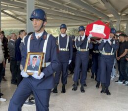 Trafik kazasında yaşamını yitiren uzman çavuşa veda