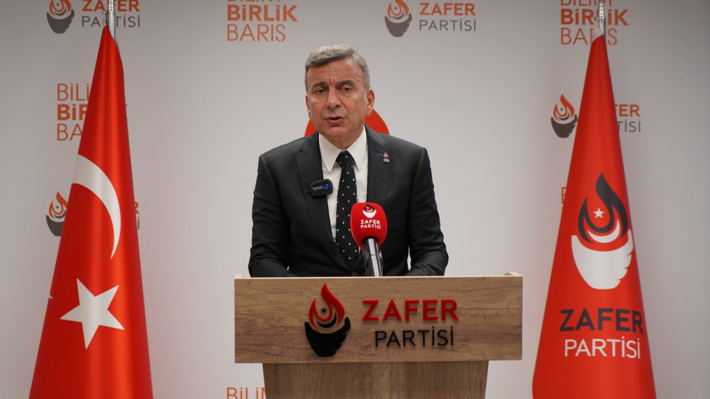 Zafer Partili Karamahmutoğlu’ndan kayyum açıklaması: “Türkiye geriliyor, ayrıştırılıyor”