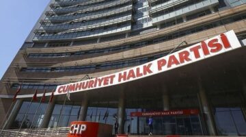 CHP’de üç isme ihraç talebi