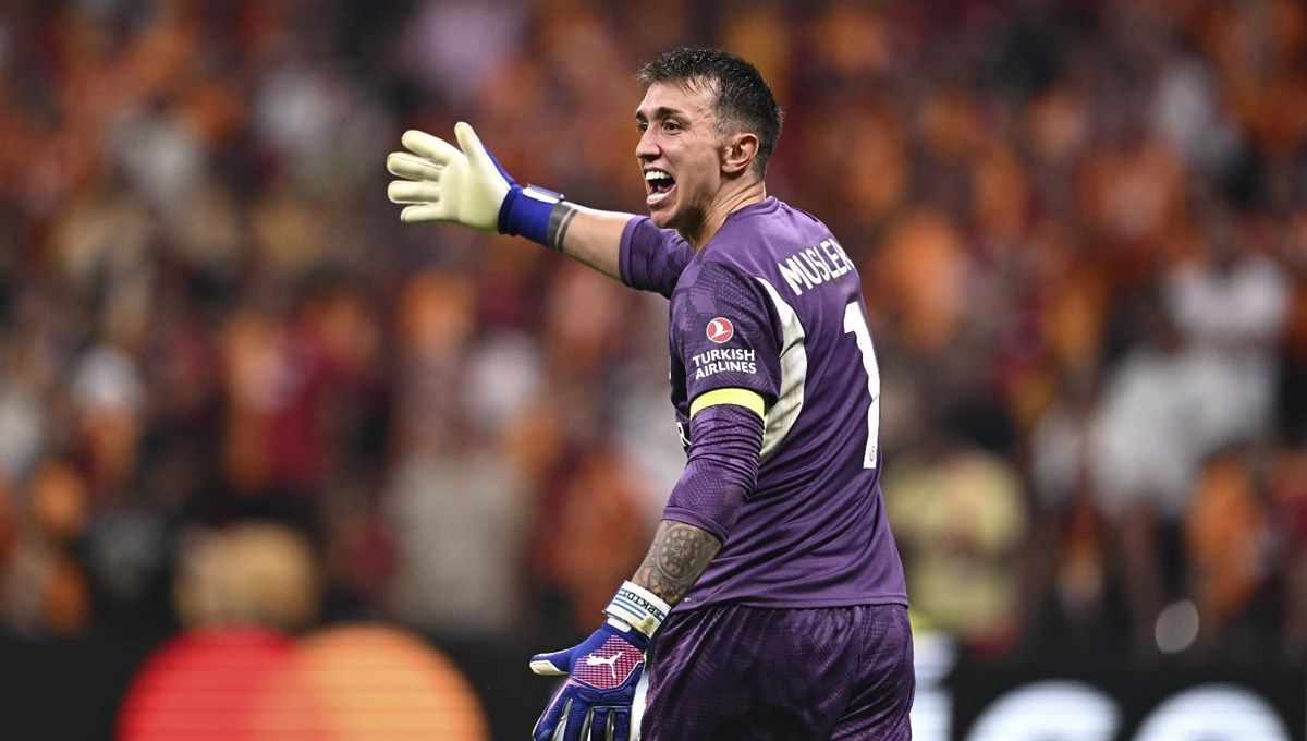 “Muslera’nın yerine iki aday” (15 Aralık 2024 spor manşetleri)