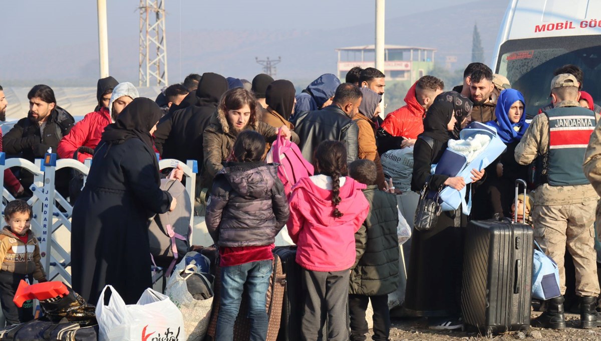 Suriyelilerin geri dönüşü için iki aşamalı plan: Bakan Güler ayrıntıları anlattı