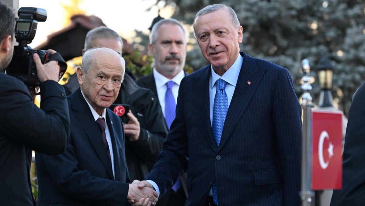 Erdoğan-Bahçeli görüşmesi başladı