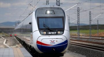 Yüksek Hızlı Tren (YHT) bilet fiyatları 2025: YHT bilet fiyatları ne kadar oldu? (İstanbul, Ankara, Eskişehir YHT bilet fiyatları)